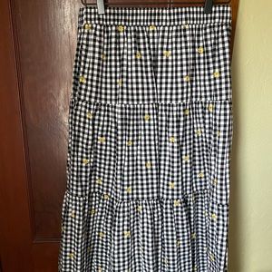 Old Navy Black Gingham Sunflower Maxi Skirt🌻